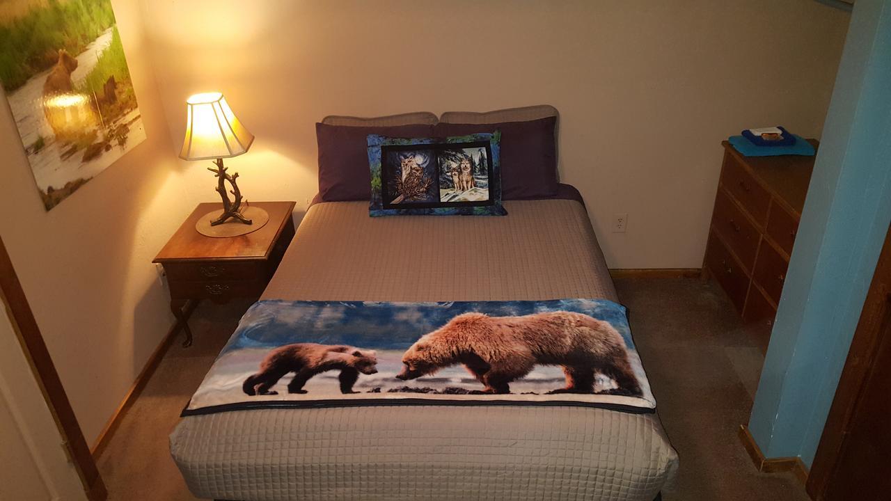 Kodiak Russian River Lodge Екстериор снимка