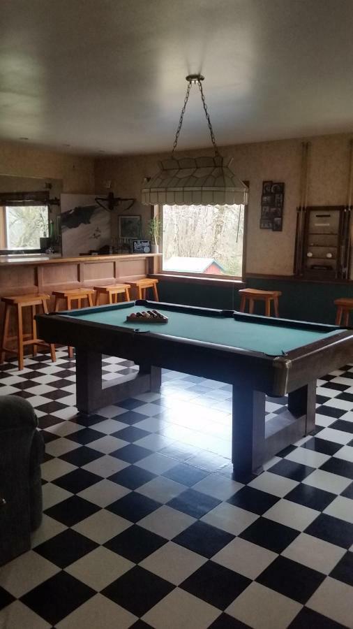 Kodiak Russian River Lodge Екстериор снимка