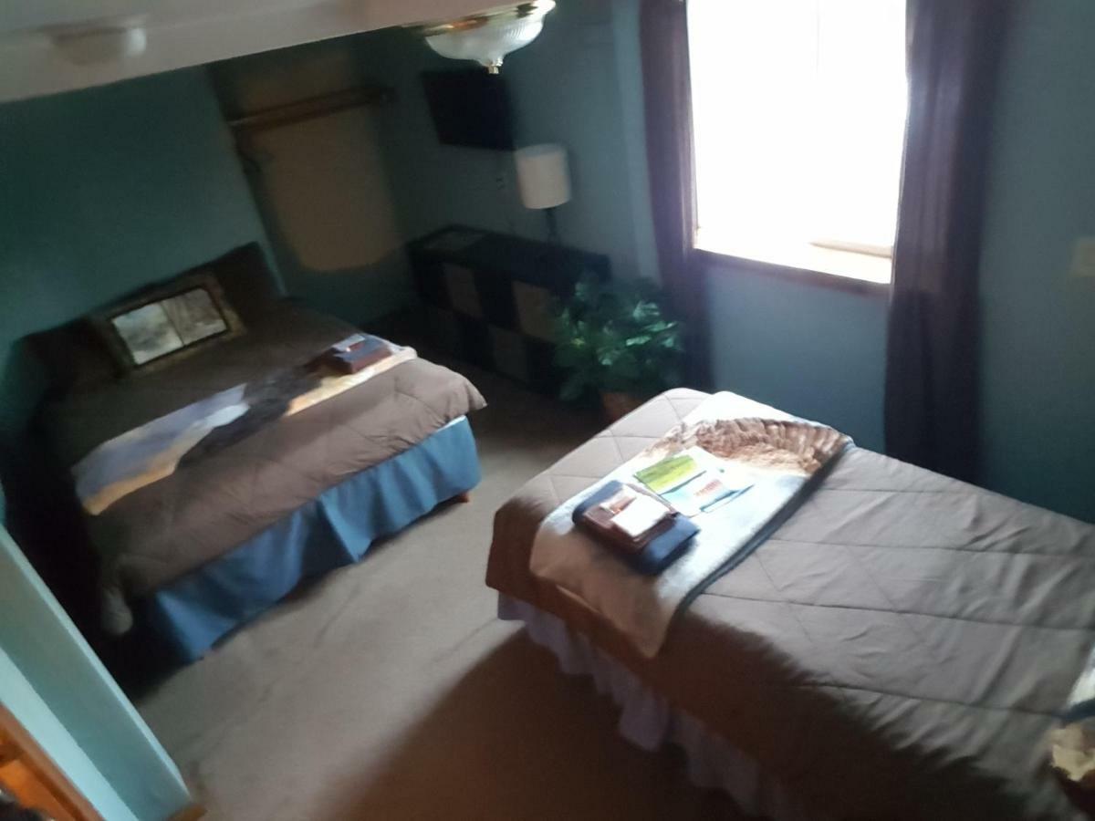 Kodiak Russian River Lodge Екстериор снимка
