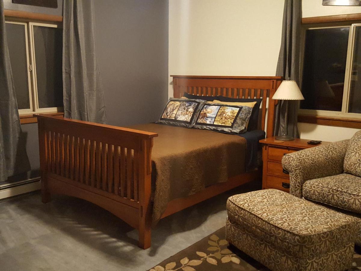 Kodiak Russian River Lodge Екстериор снимка